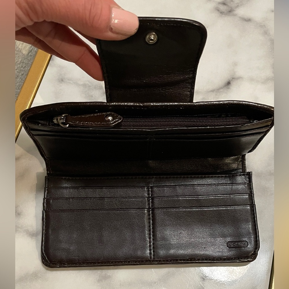 Coach Wallet - Picture 8 of 8